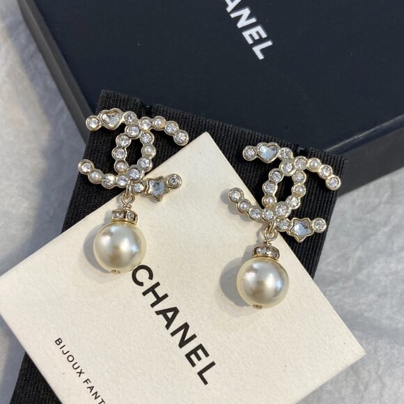 Authentic Chanel CC Logo Crystal Pave Faux Pearl Dangle Earrings - Picture 2 of 6
